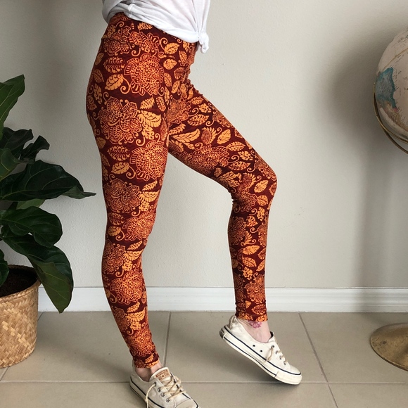 LuLaRoe Pants - Lularoe Henna Inspired Leggings
